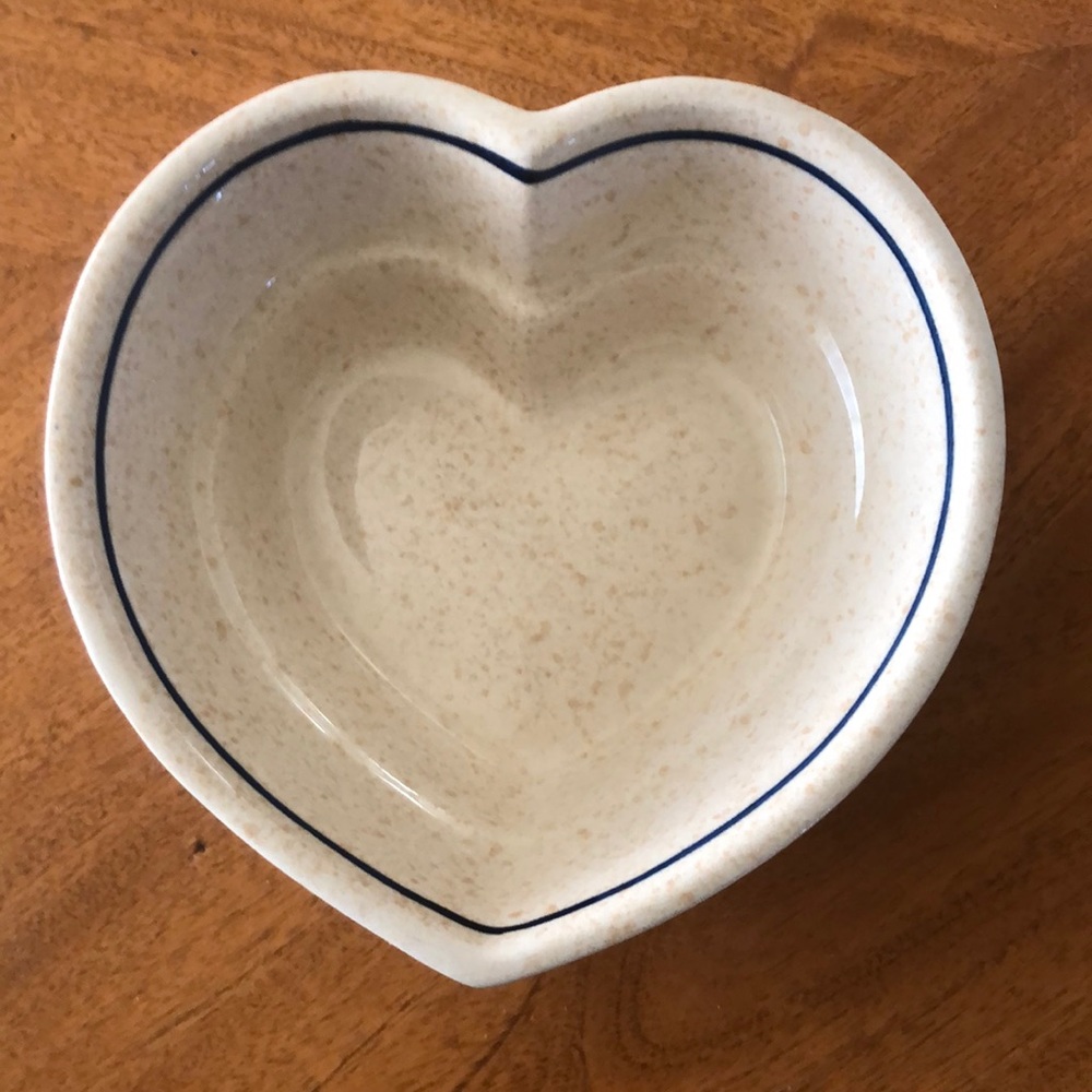 BOLESLAWIEC Polish Pottery Heart Shaped Bowl